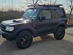 Utilizat 2000 Hyundai Galloper SUV | 7.999 EUR