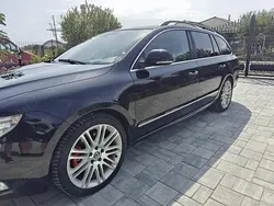 Culoarenegru Utilizat 2012 Skoda Superb Elegance Break | 6.950 EUR (Preț OK)