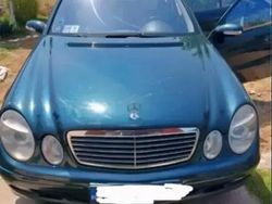 Utilizat 2003 Mercedes E220 SE Berlinǎ | 3.000 EUR (Preț OK)