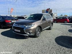 Culoaregalbeuriu Utilizat 2017 Mitsubishi Outlander Diamant Edition SUV | 14.499 EUR (Preț OK)