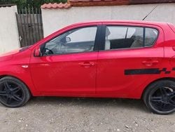 Utilizat 2013 Hyundai i20 Hatchback | 4.000 EUR (Preț bun)