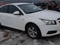 Alb Utilizat 2010 Chevrolet Cruze Berlinǎ | 1.850 EUR