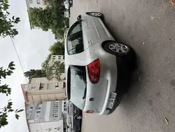 Utilizat 2006 VW Golf V Berlinǎ | 2.200 EUR (Preț bun)