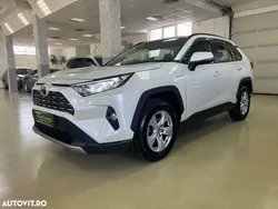 Alb Utilizat 2020 Toyota RAV4 Hybrid SUV | 25.418 EUR (Preț OK)