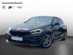 Black sapphire metallic metalizat Utilizat 2022 BMW 118 Comfort Edition Hatchback | 21.877 EUR (Preț OK)