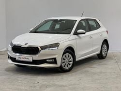 Culoarealb Utilizat 2023 Skoda Fabia Ambition Berlinǎ | 13.800 EUR (Scump)