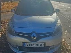 Gri Utilizat 2012 Renault Scénic III Monovolum | 1.700 EUR