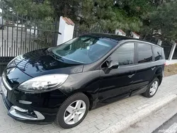 Utilizat 2014 Renault Grand Scénic III Monovolum | 6.150 EUR (Preț OK)
