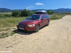 Rosu Utilizat 2006 Volvo V70 Kinetic Break | 2.000 EUR