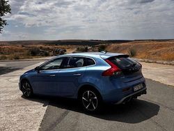 Albastru Utilizat 2015 Volvo V40 Break | 7.900 EUR (Preț OK)