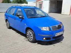 Albastru Utilizat 2006 Skoda Fabia Break | 1.950 EUR (Puțin scump)