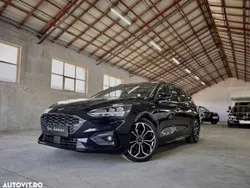Negru Utilizat 2020 Ford Focus ST-Line Break | 14.637 EUR (Puțin scump)