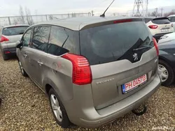 Utilizat 2010 Peugeot 5008 Monovolum | 3.200 EUR