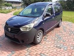 Albastru Utilizat 2014 Dacia Dokker Ambiance Van | 4.200 EUR (Super Preț)