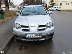 Culoareargint Utilizat 2005 Mitsubishi Outlander Comfort Edition SUV | 2.899 EUR