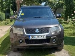 Gri Utilizat 2012 Suzuki Grand Vitara SUV | 6.000 EUR
