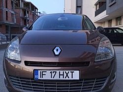Culoaremaro Utilizat 2009 Renault Grand Scénic III Avantage Monovolum | 5.500 EUR (Puțin scump)