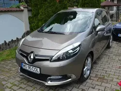 Auriu Utilizat 2012 Renault Scénic III Dynamique Monovolum | 5.900 EUR (Preț OK)