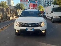 Alb Utilizat 2014 Dacia Duster SUV | 5.599 EUR (Preț bun)
