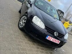 Utilizat 2005 VW Golf V Berlinǎ | 2.500 EUR (Preț OK)