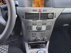Utilizat 2007 Opel Astra GTC Coupe | 1.000 EUR