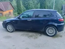 Utilizat 2005 Alfa Romeo 147 Hatchback | 800 EUR