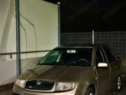 Utilizat 2005 Skoda Fabia Berlinǎ | 2.500 EUR