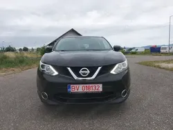 Negru Utilizat 2015 Nissan Qashqai SUV | 9.000 EUR (Super Preț)