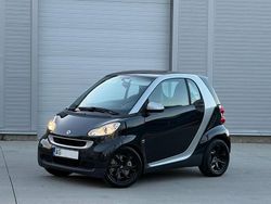 Culoarenegru Utilizat 2009 Smart ForTwo Coupé Passion Coupe | 3.399 EUR