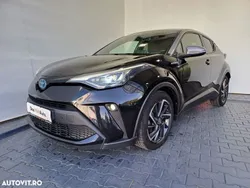 Negru metalic perleffect Utilizat 2019 Toyota C-HR SUV | 22.990 EUR (Preț OK)
