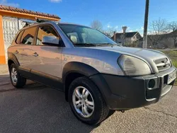 Argintiu Utilizat 2007 Hyundai Tucson SUV | 1.950 EUR