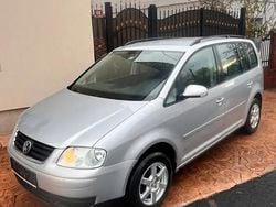 Utilizat 2007 VW Touran Monovolum | 2.150 EUR (Preț bun)