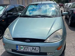Utilizat 2001 Ford Focus Ghia Break | 1.750 EUR