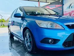 Albastru Utilizat 2008 Ford Focus Hatchback | 2.200 EUR (Preț OK)
