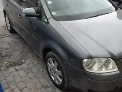 Utilizat 2005 VW Touran Monovolum | 1.500 EUR (Super Preț)