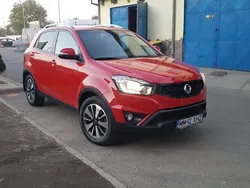 Roșu Utilizat 2016 Ssangyong Korando SUV | 11.200 EUR