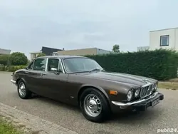 Maro Utilizat 1976 Jaguar XJ12 Sovereign Berlinǎ | 15.000 EUR