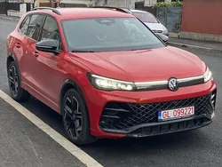Rosu Utilizat 2024 VW Tiguan R-line SUV | 41.000 EUR