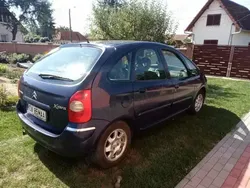 Utilizat 2004 Citroën Xsara Picasso Monovolum | 1.500 EUR