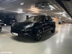 Culoarenegru Utilizat 2012 Porsche Cayenne SUV | 20.950 EUR (Preț bun)