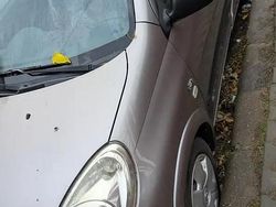 Gri Utilizat 2003 Toyota Yaris Break | 4.000 EUR