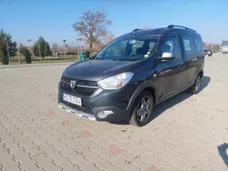 Gri Utilizat 2020 Dacia Dokker Stepway Van | 11.000 EUR (Puțin scump)
