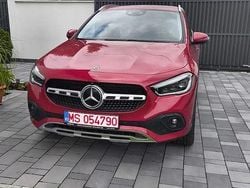 Culoarerosu Utilizat 2020 Mercedes GLA250 SUV | 35.500 EUR (Preț OK)