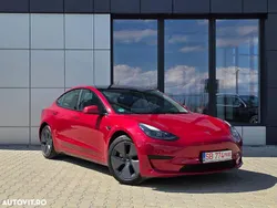 Rosu Utilizat 2022 Tesla Model 3 Berlinǎ | 28.267 EUR (Preț OK)