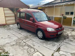 Culoarealte culori Utilizat 2005 Opel Combo Monovolum | 2.660 EUR