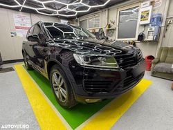 Culoarenegru Utilizat 2017 VW Touareg Terrain Tech SUV | 17.500 EUR (Super Preț)