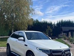 Culoarealb Utilizat 2020 Mercedes EQC400 SUV | 40.000 EUR (Preț OK)