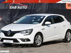 Culoarealb Utilizat 2019 Renault Mégane IV Business | 9.490 EUR (Preț bun)