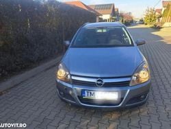 Culoareargint Utilizat 2005 Opel Astra Hatchback | 1.750 EUR (Preț OK)