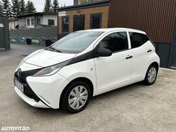 Culoarealb Utilizat 2017 Toyota Aygo Hatchback | 3.900 EUR (Puțin scump)